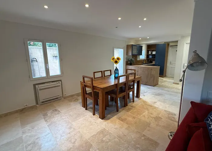 Bas De Avec Jardin - Centre Et A Pied